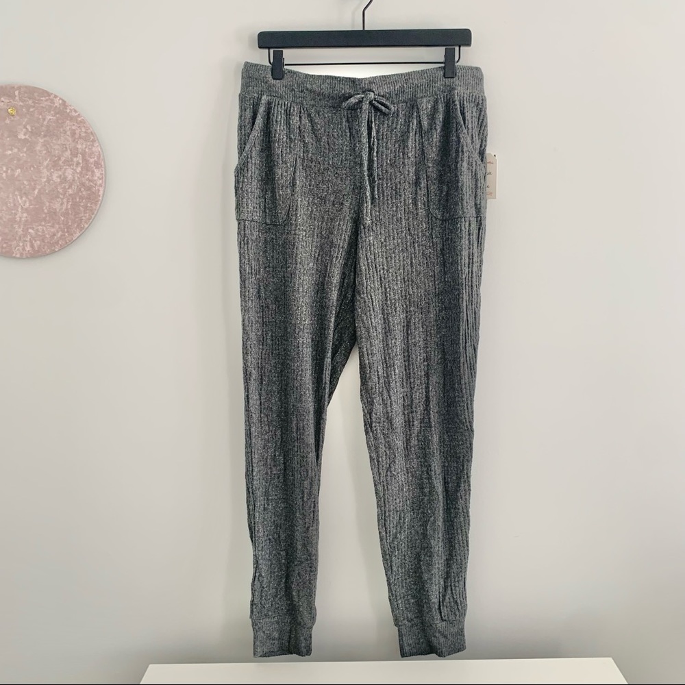 NWT Hippie Rose Size XL Women’s Gray Rayon Cozy Elastic Waist Joggers Sweats
